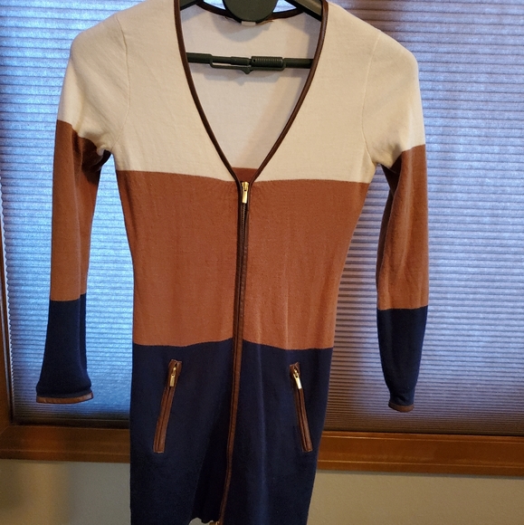 Cardigan - Picture 1 of 3